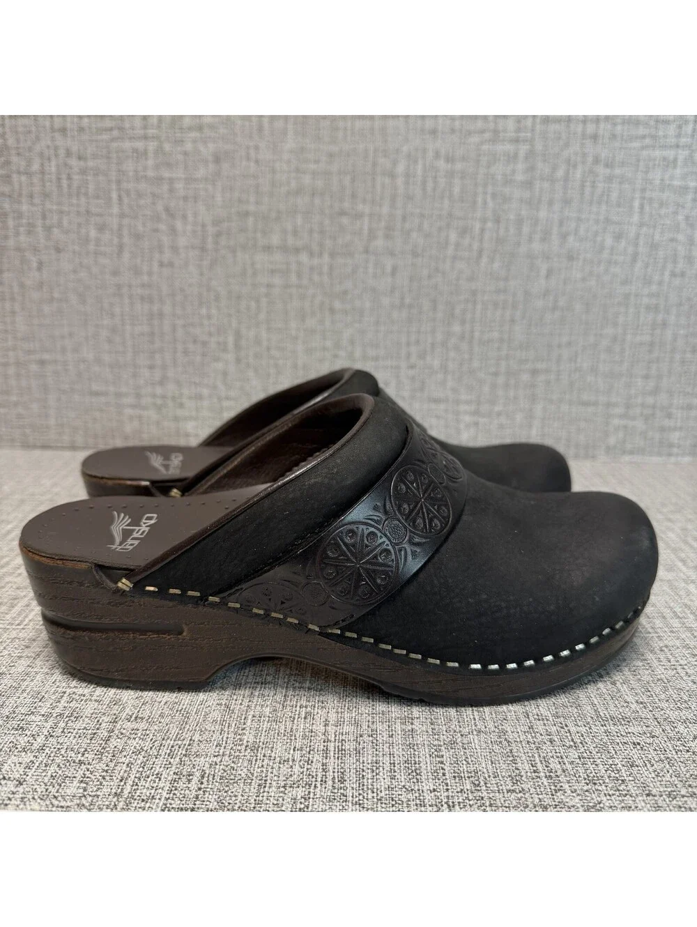 Dansko Shoes Womens Sz 37 Black Leather  Slip On Mule Clogs Saundra Nubuck
